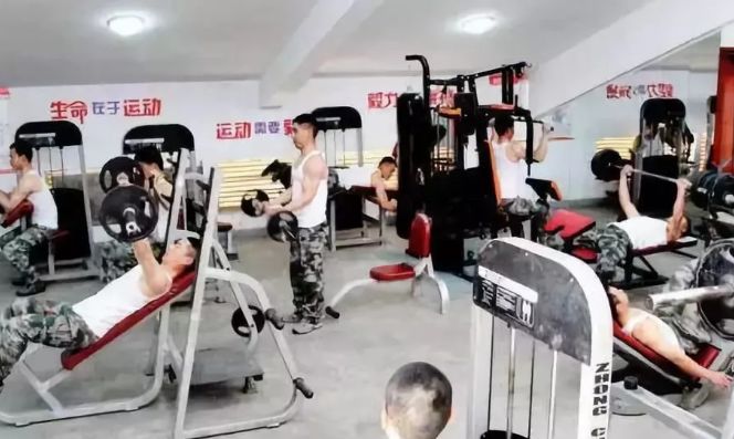 海拔4500米西藏軍區(qū)建起了輕鋼陽光房!你還覺得輕鋼不靠譜嗎?(圖13) 睿婕輕鋼別墅