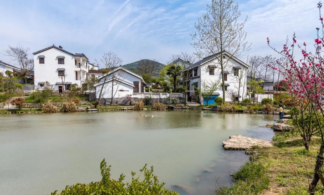 從經濟的角度來看如何建設宜居宜業的美麗鄉村(圖1) 睿婕輕鋼別墅